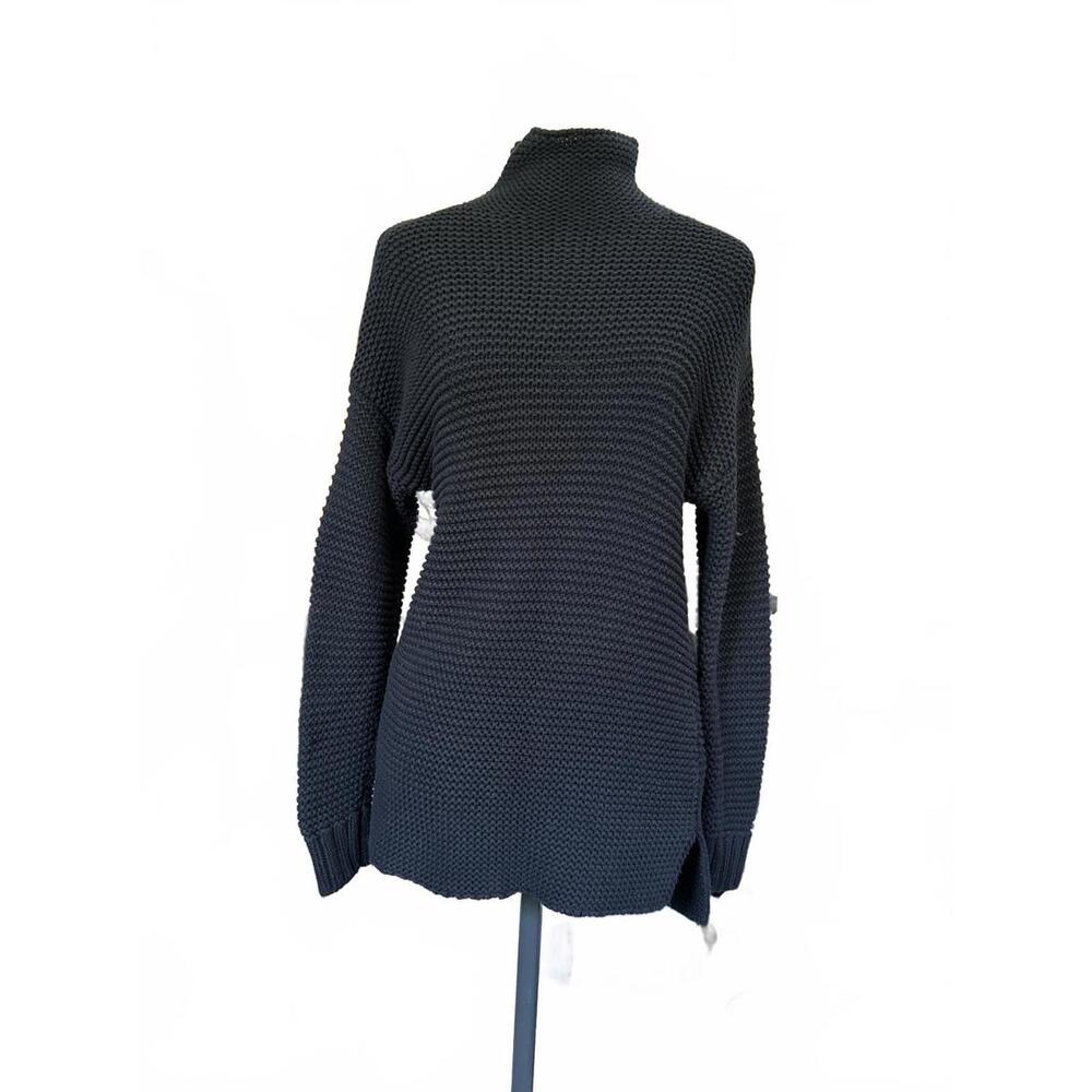 Vintage Black Knit Turtleneck Sweater by Banana Republic size Small